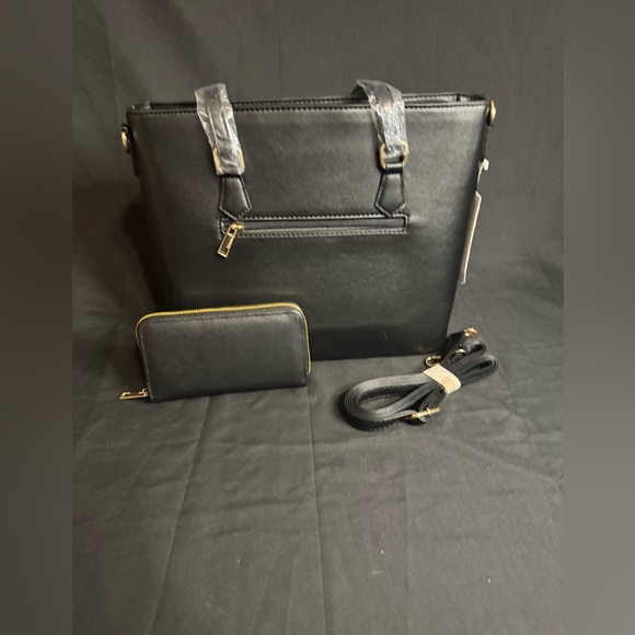 Elegant Black Women's Tote Bag with Wallet - Picture 4 of 4